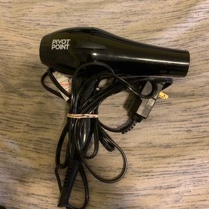 blow dryer
